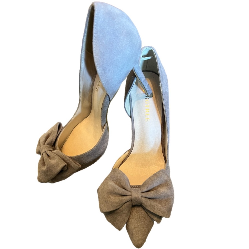 NWOT Big tree suede heels with bow size 39
